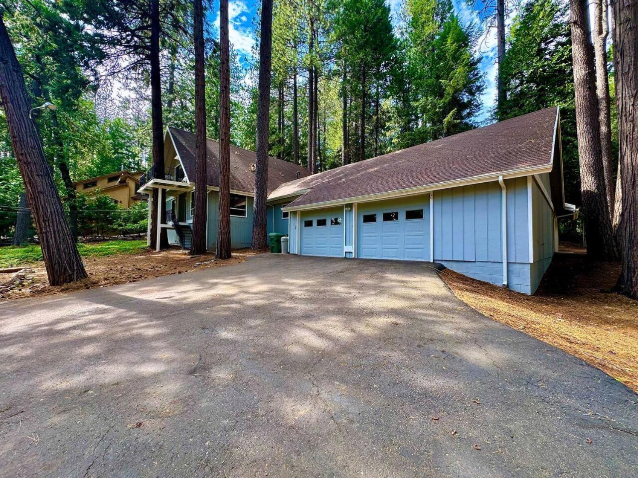 Cabin In The Trees-Game Room Pollock Pines Экстерьер фото
